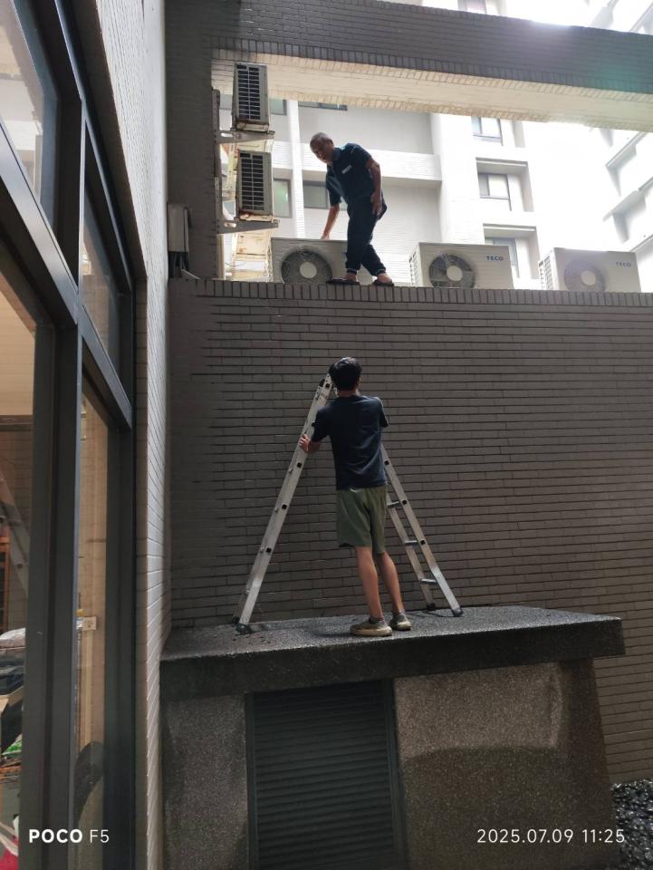 冷氣灌冷媒案件圖片 冷氣灌冷媒案件圖片