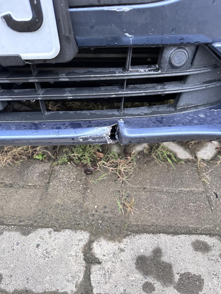 汽車板金烤漆案件圖片