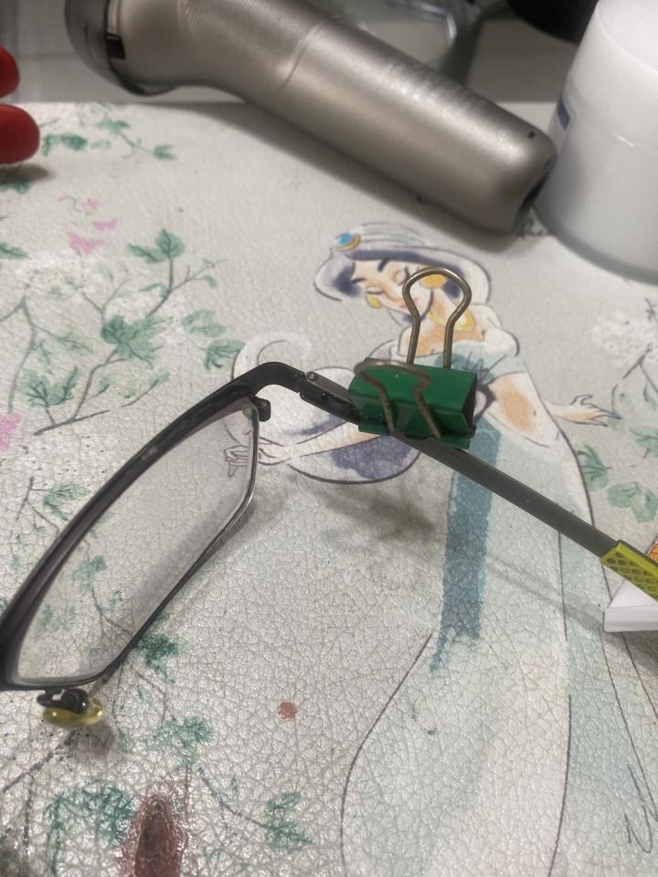 眼鏡維修案件圖片