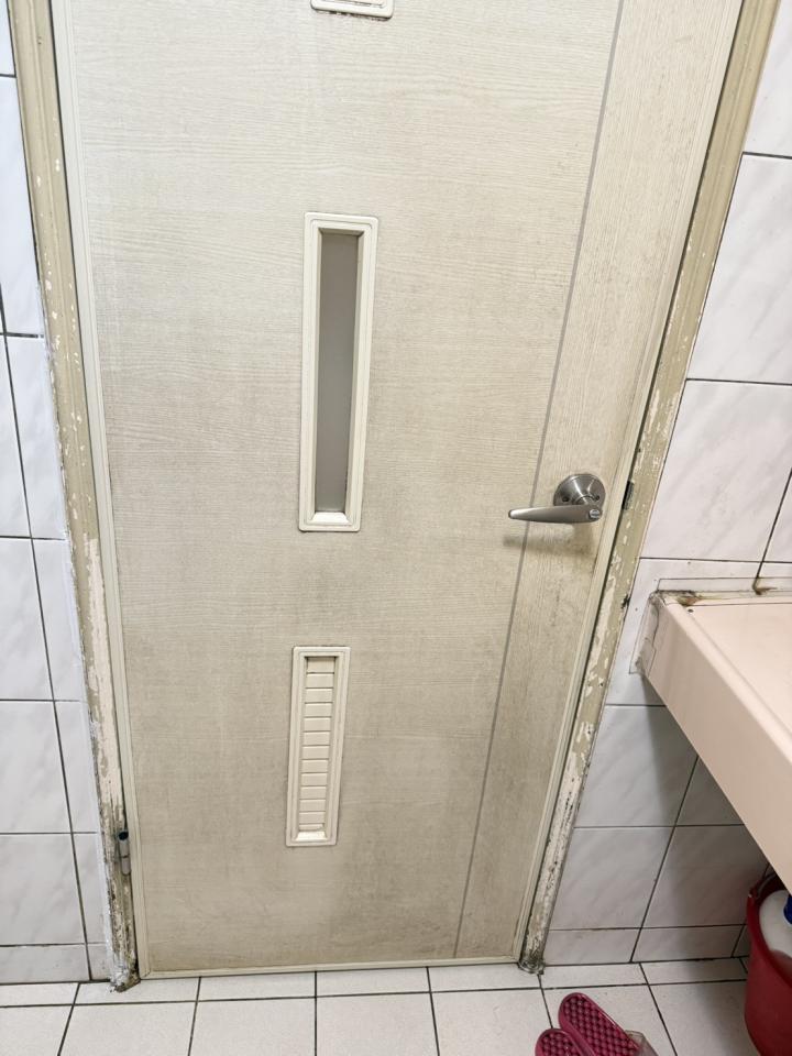浴室門案件圖片