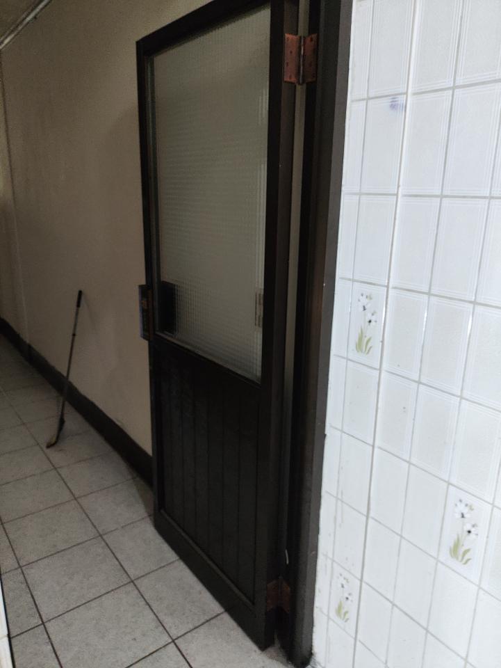 門片安裝案件圖片