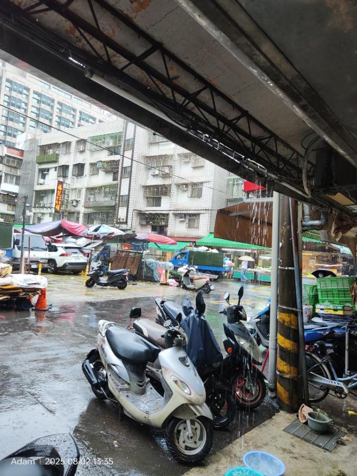 屋簷排水槽施工案件圖片 屋簷排水槽施工案件圖片