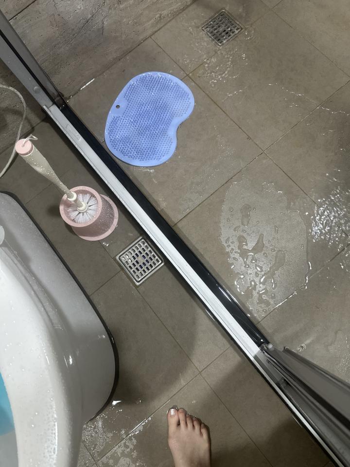 浴室門案件圖片 浴室門案件圖片