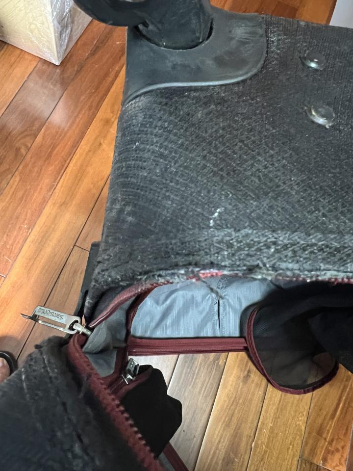 行李箱維修案件圖片