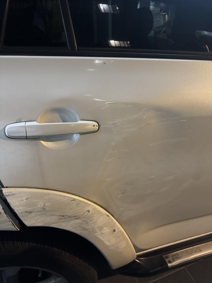 汽車板金烤漆案件圖片 汽車板金烤漆案件圖片