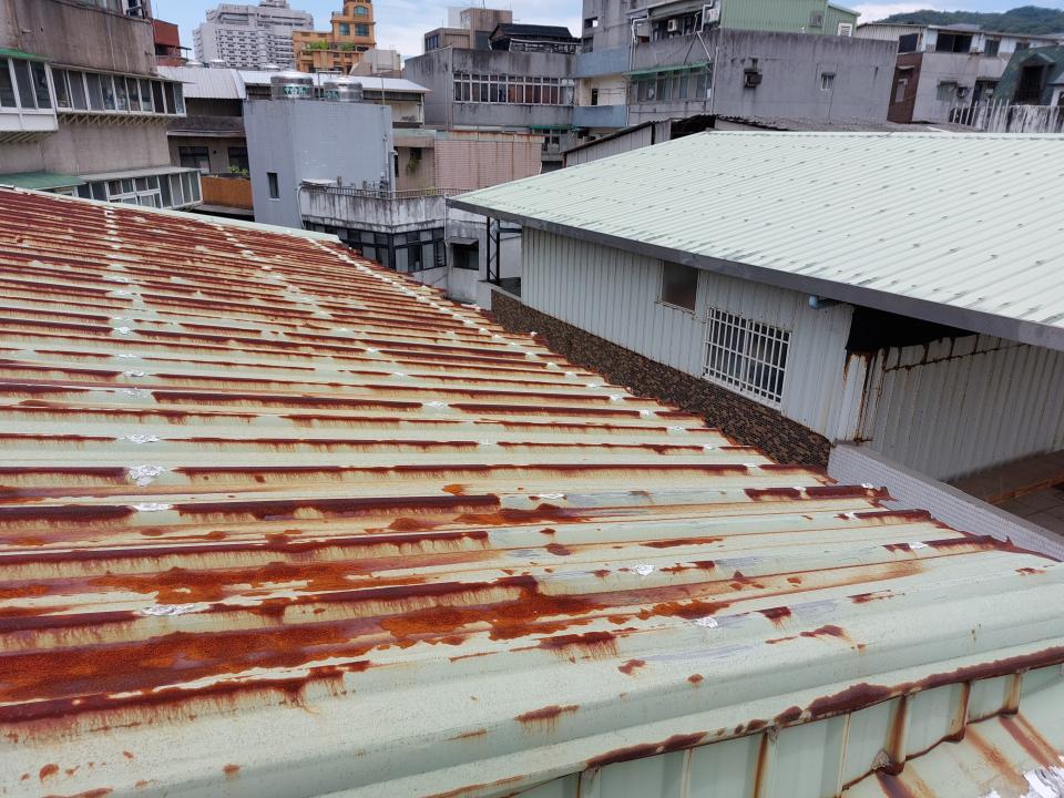 鐵皮屋頂案件圖片