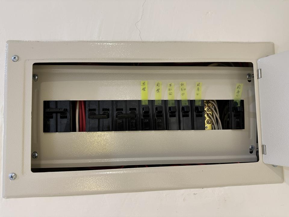 浴室暖風機安裝案件圖片 浴室暖風機安裝案件圖片