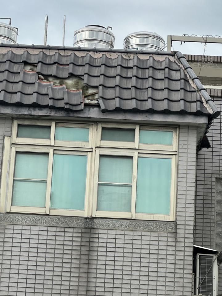 屋瓦翻修案件圖片 屋瓦翻修案件圖片