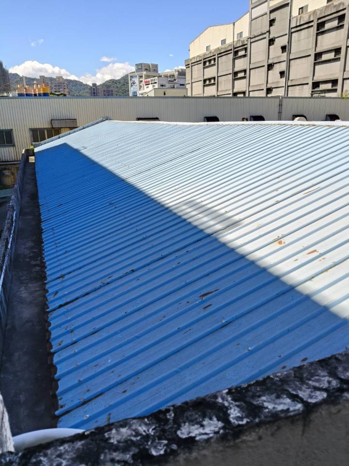鐵皮屋頂案件圖片