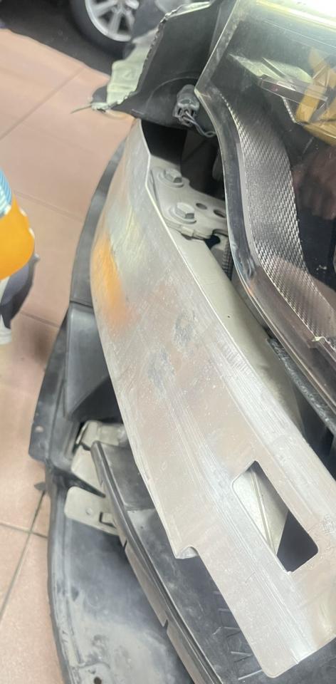 汽車板金烤漆案件圖片