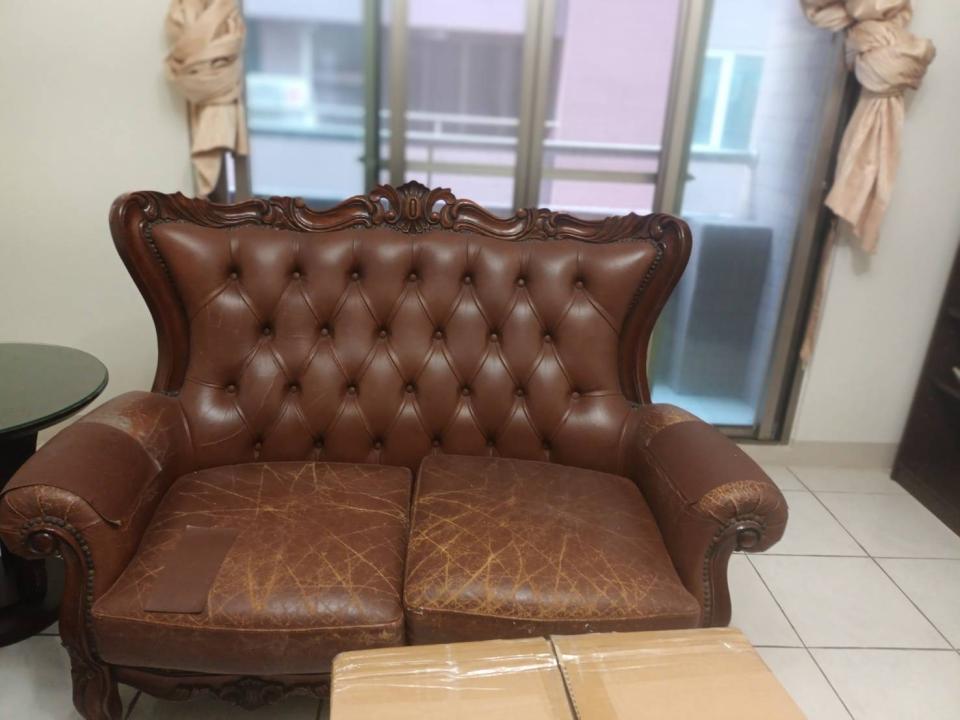 沙發修理案件圖片