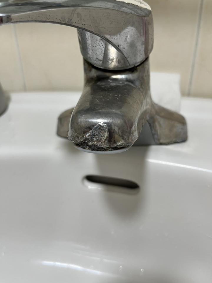 水龍頭裝修案件圖片