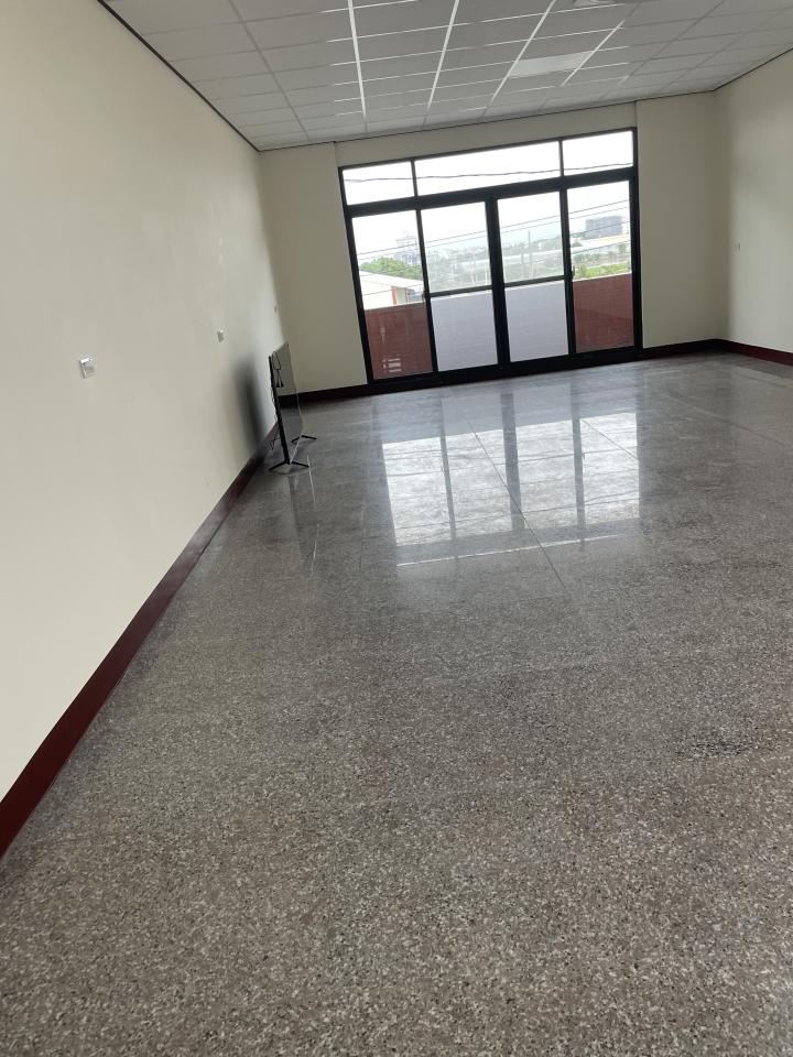 地板拋光打蠟案件圖片