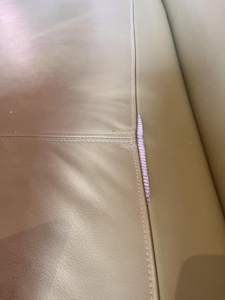 沙發修理案件圖片