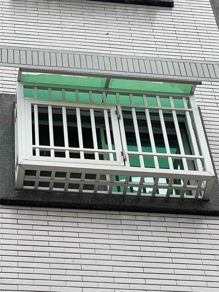 採光罩案件圖片
