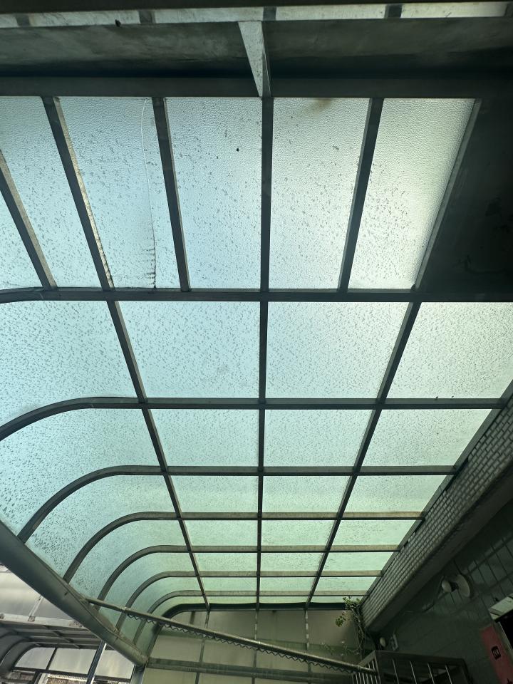 遮雨棚安裝案件圖片