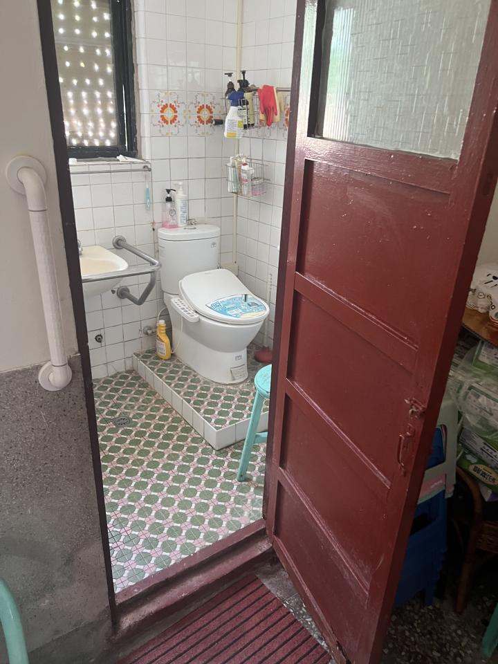 浴室門案件圖片
