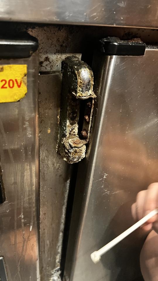 門片維修案件圖片