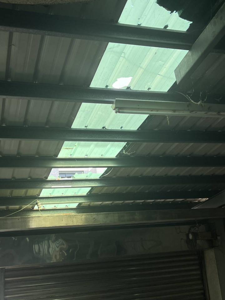遮雨棚安裝案件圖片