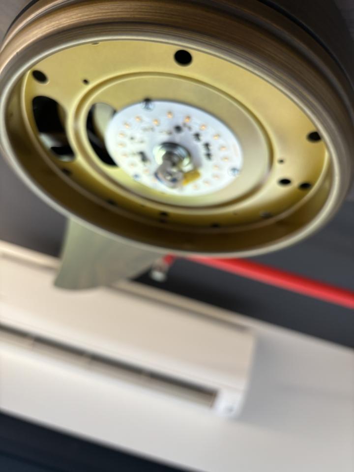 燈具維修案件圖片
