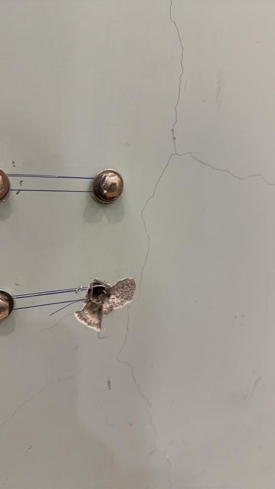 電視壁掛架安裝案件圖片