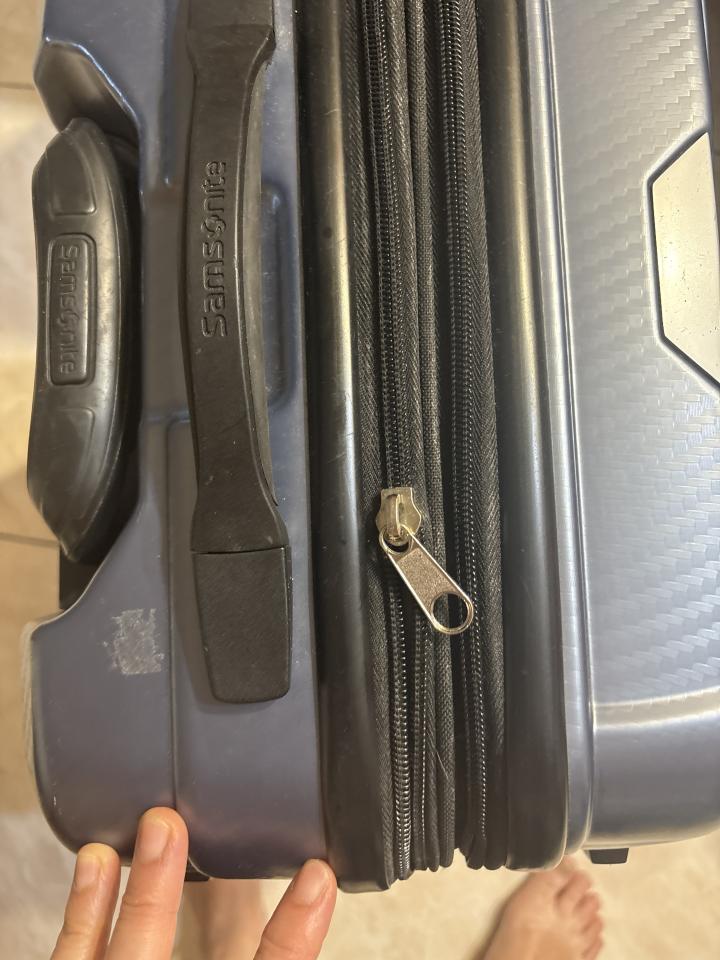 行李箱維修案件圖片