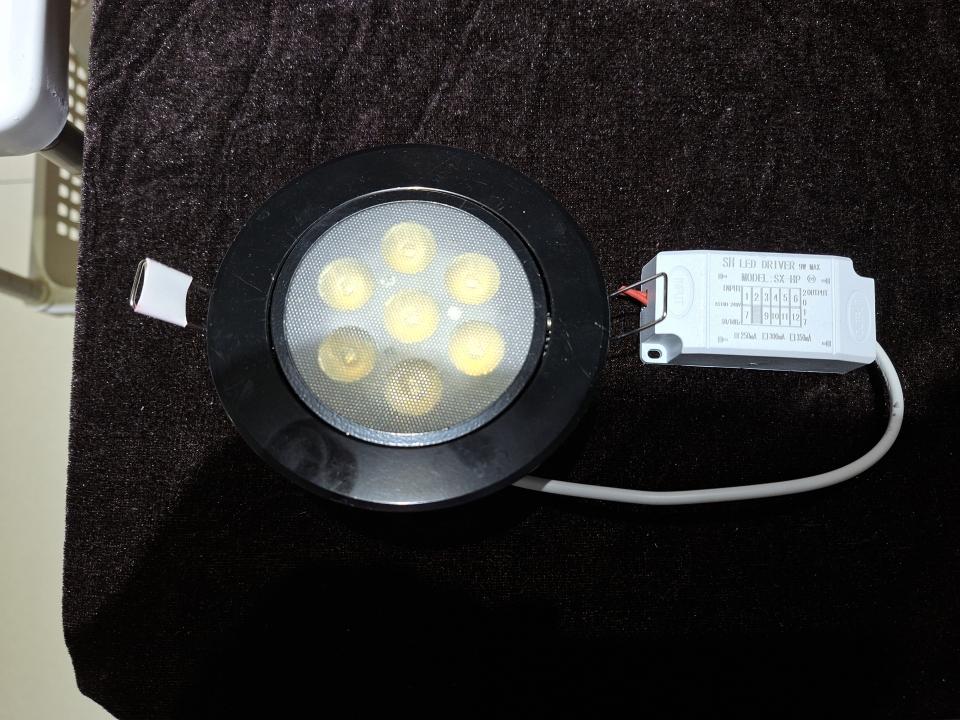 燈具維修案件圖片