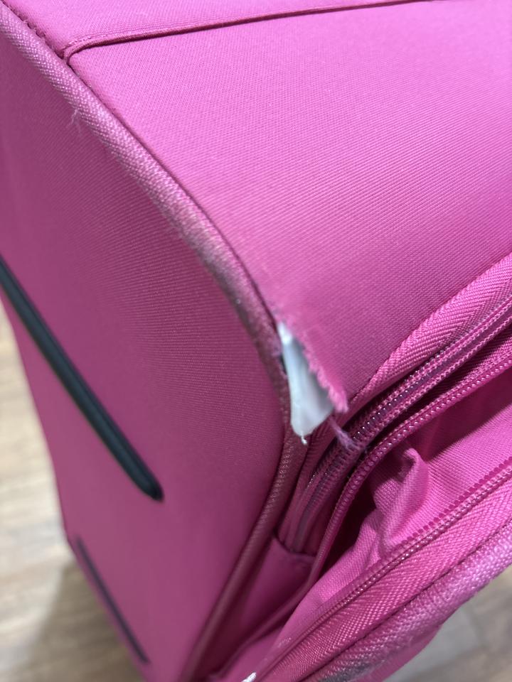 行李箱維修案件圖片
