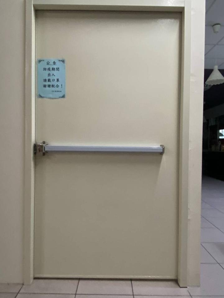 門片安裝案件圖片