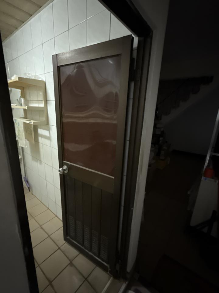 門片安裝案件圖片