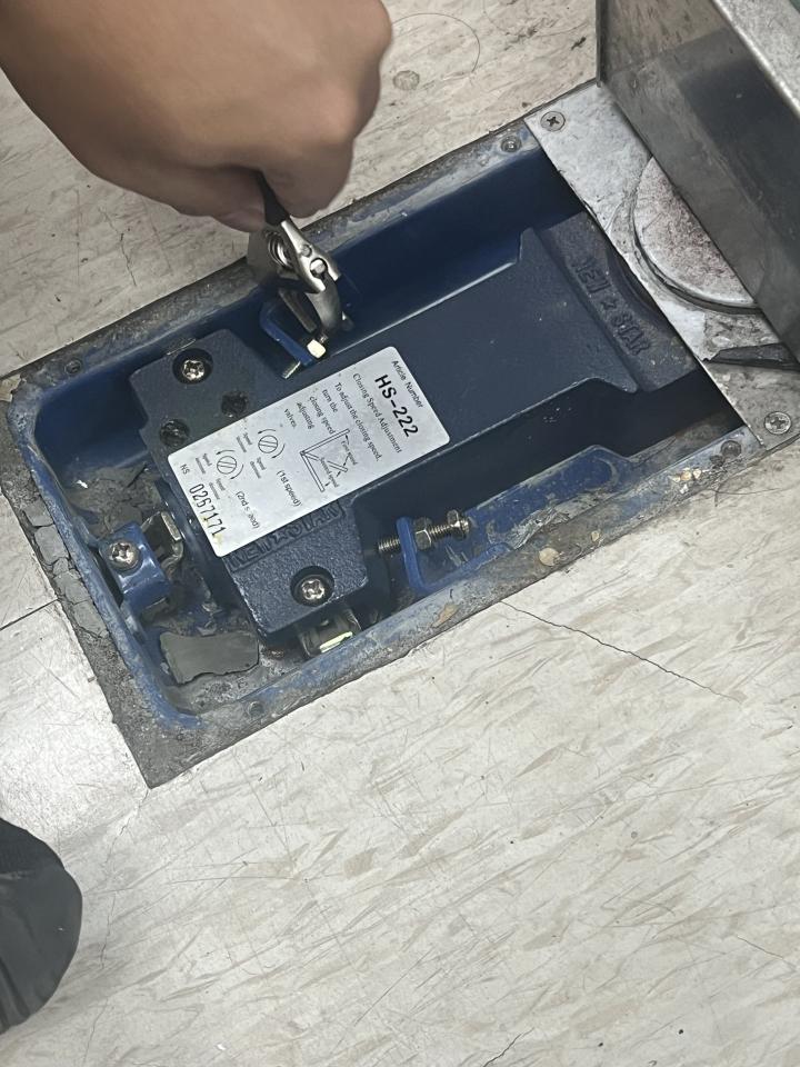 門片維修案件圖片