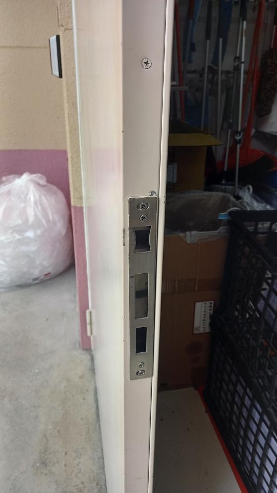 鐵門案件圖片 鐵門案件圖片