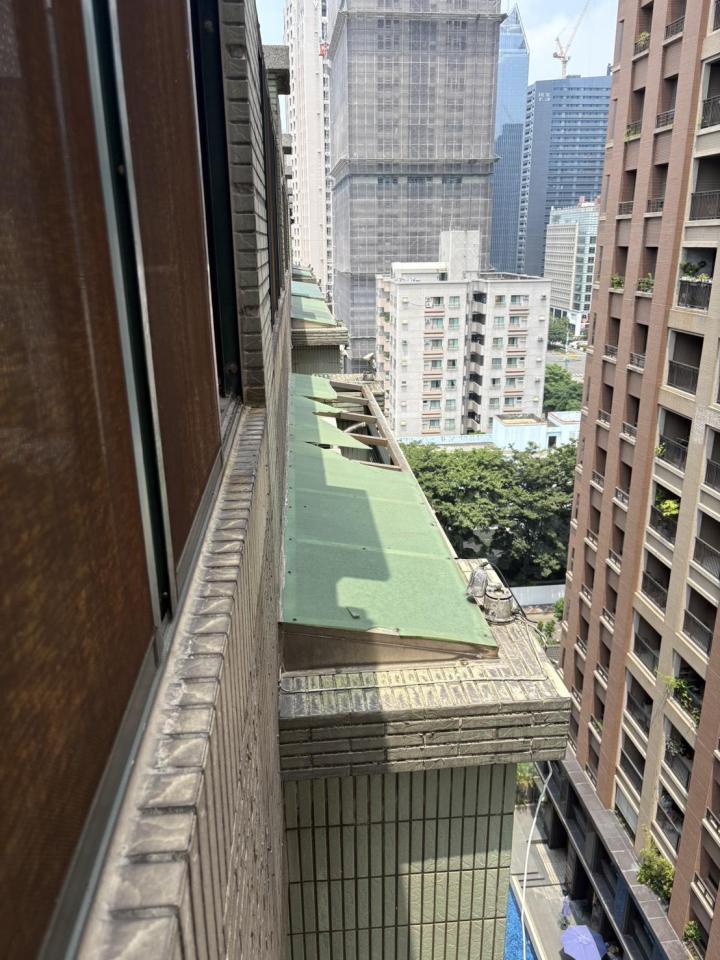 採光罩案件圖片