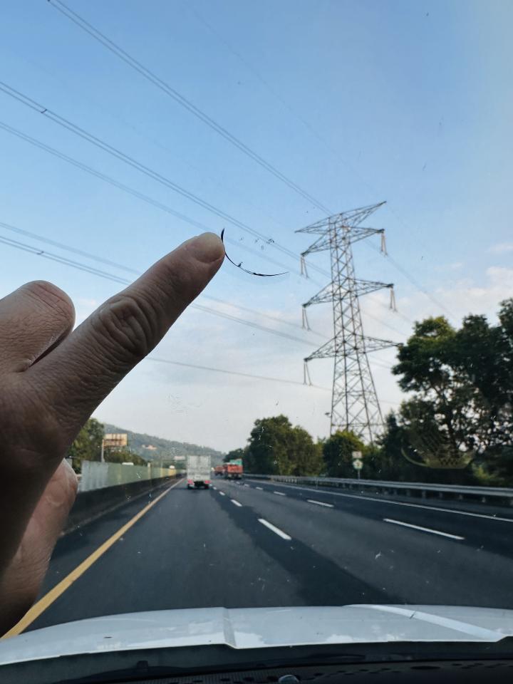 汽車玻璃修補案件圖片 汽車玻璃修補案件圖片