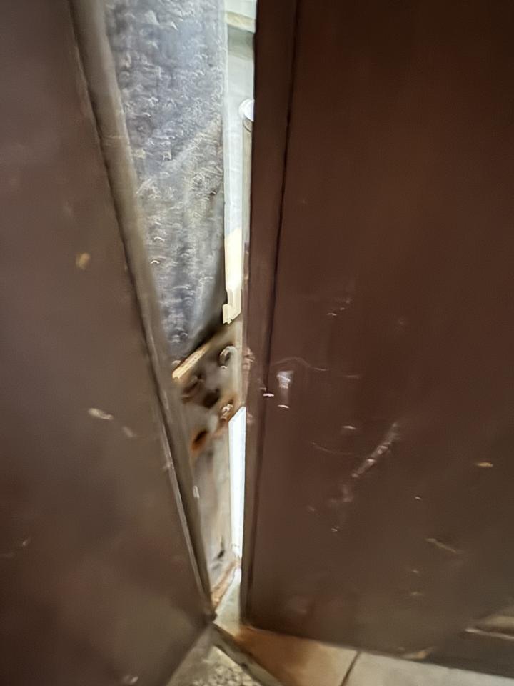 浴室門案件圖片