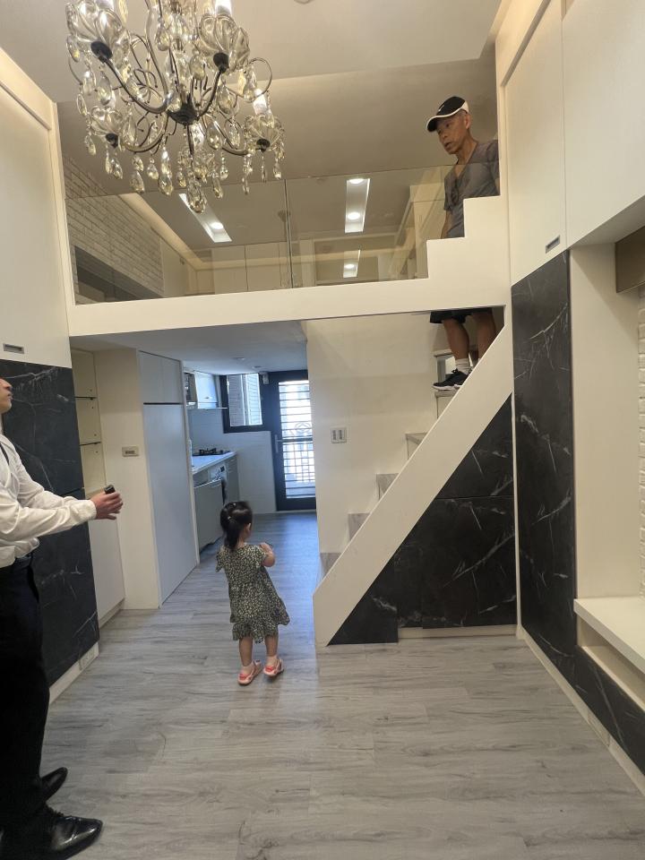 樓梯扶手案件圖片 樓梯扶手案件圖片