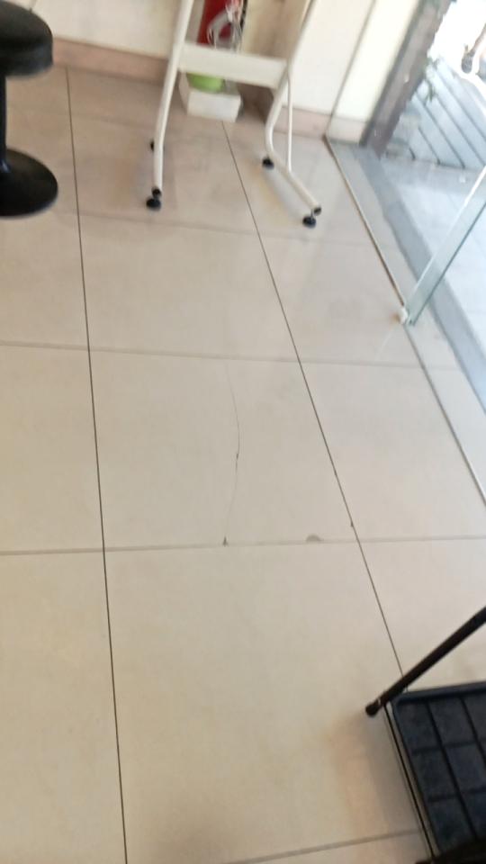 磁磚修補案件圖片 磁磚修補案件圖片
