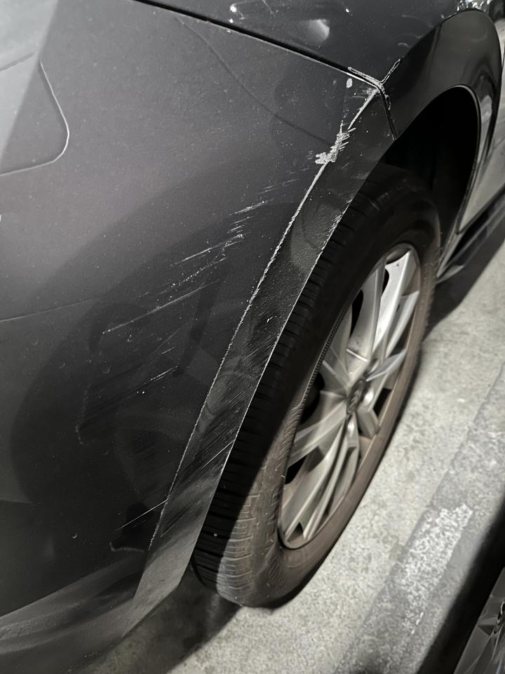 汽車板金烤漆案件圖片