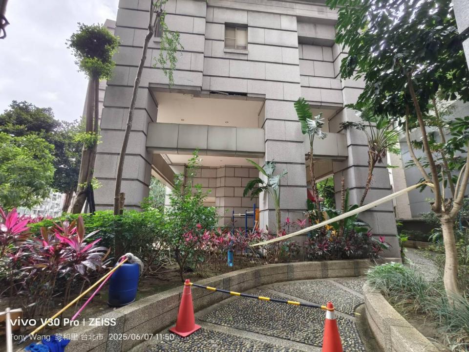 外牆裝潢板案件圖片 外牆裝潢板案件圖片