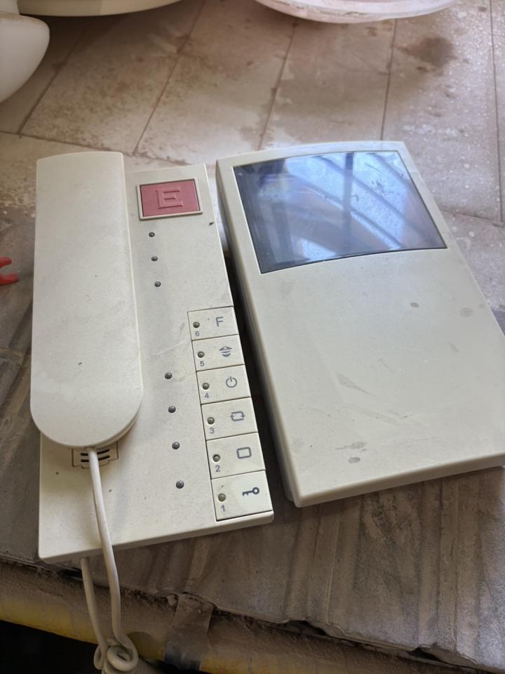 對講機安裝維修案件圖片