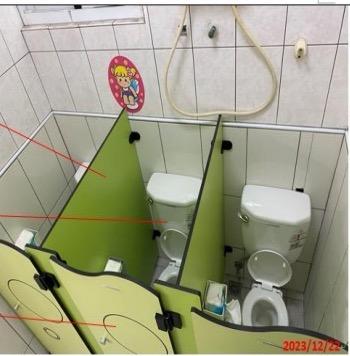 廁所隔間案件圖片