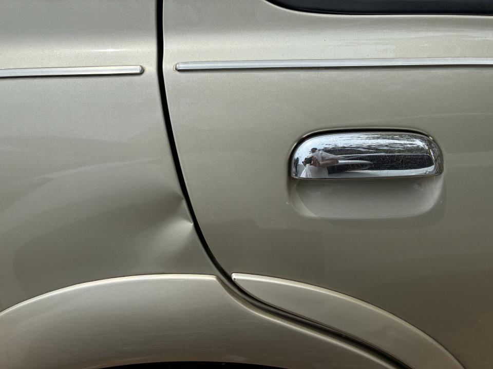 汽車板金烤漆案件圖片