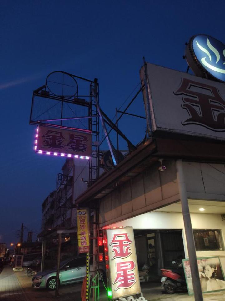 燈具安裝案件圖片