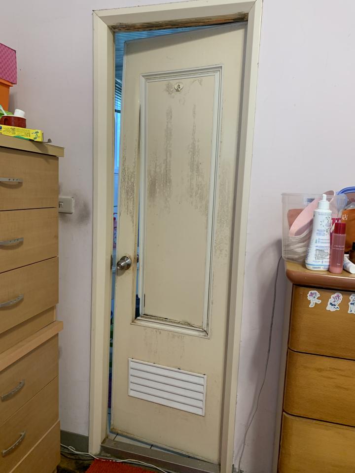 浴室門案件圖片