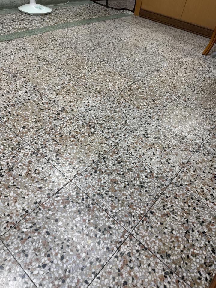 地板拋光打蠟案件圖片