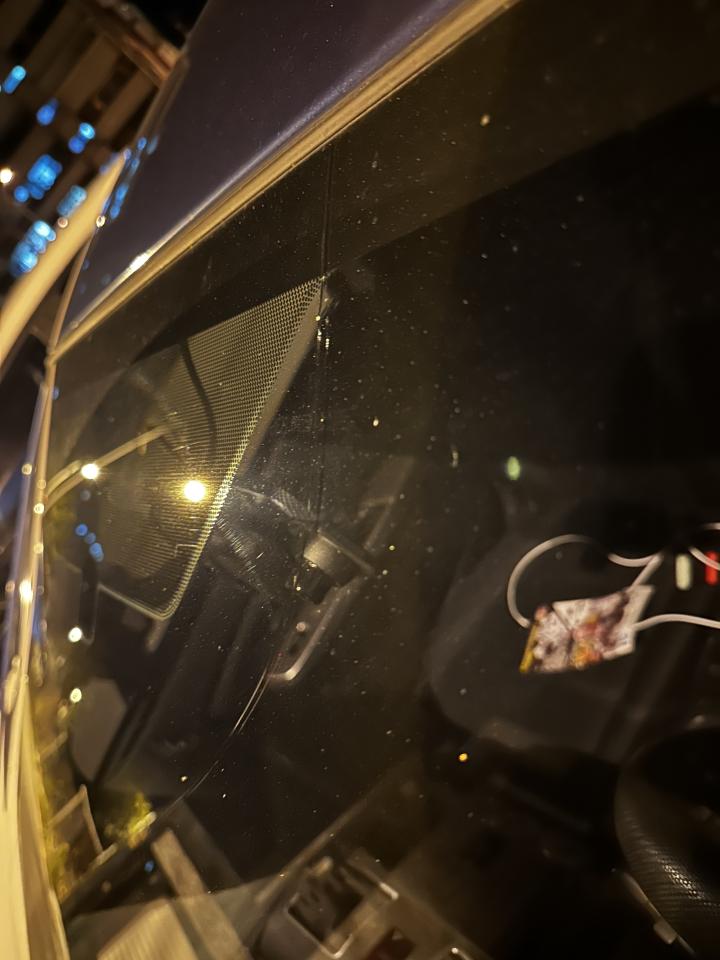 汽車玻璃修補案件圖片 汽車玻璃修補案件圖片
