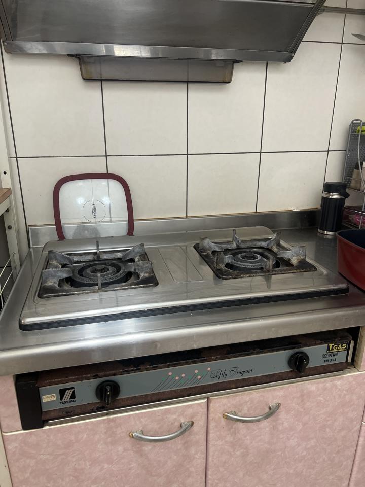 瓦斯爐安裝維修案件圖片