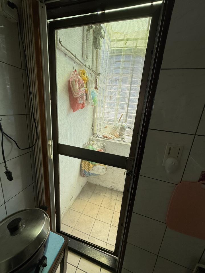 門片安裝案件圖片