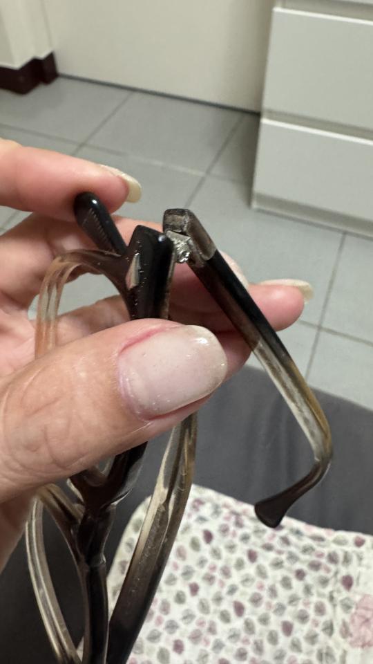 眼鏡維修案件圖片