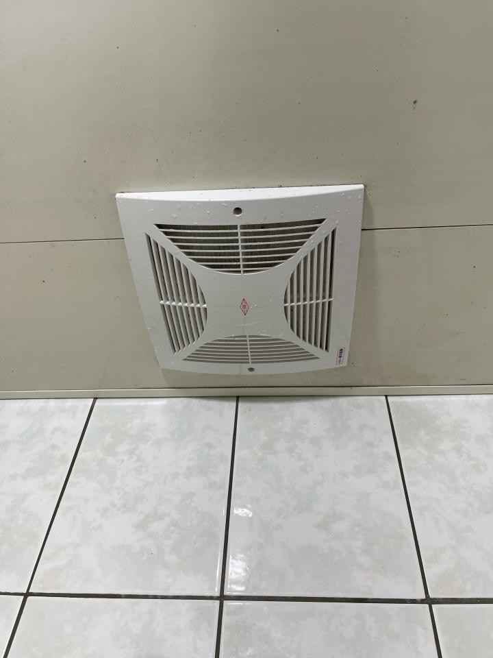 浴室抽風機安裝案件圖片 浴室抽風機安裝案件圖片